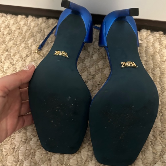 Zara Strappy Heels - Picture 4 of 4